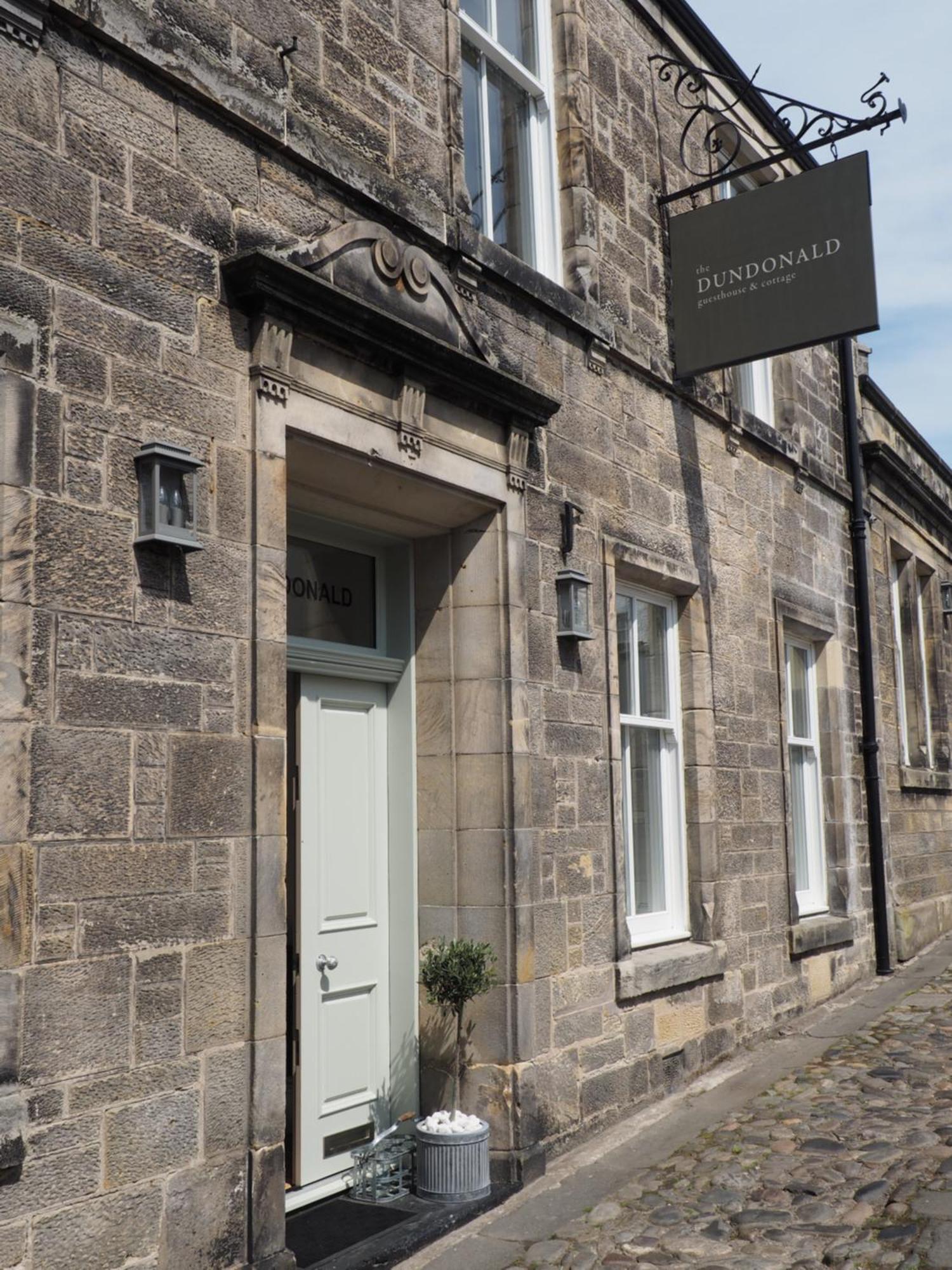 The Dundonald Guesthouse & Cottage Culross Eksteriør bilde